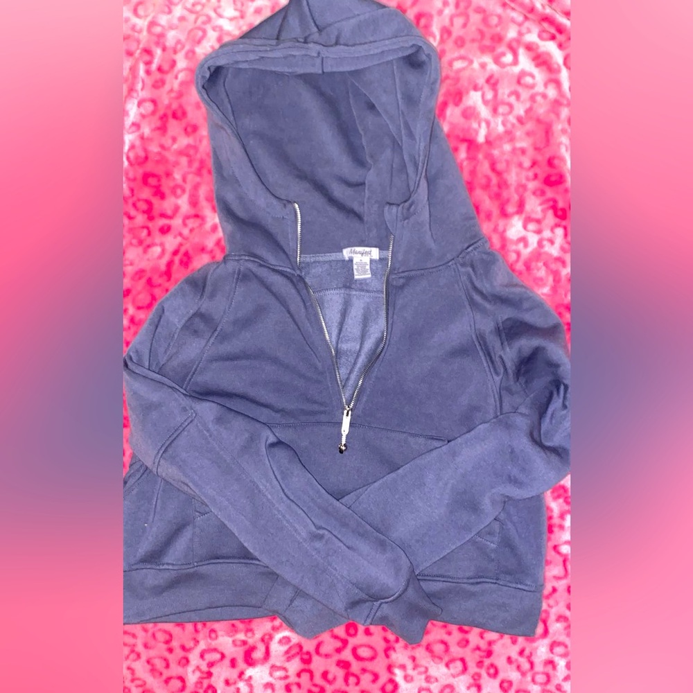half zip semi cropped hoodie
